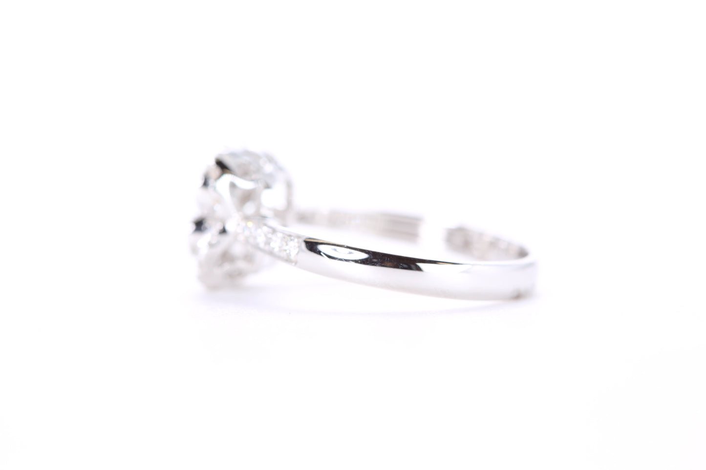 Flower Shaped Diamond Ring